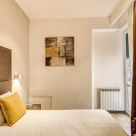 House Garden روما