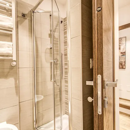 House Garden 4* روما