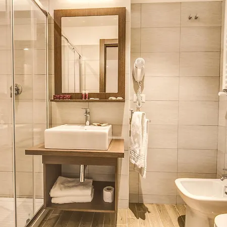 בית הארחה House Garden רומא