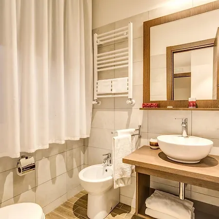 בית הארחה House Garden