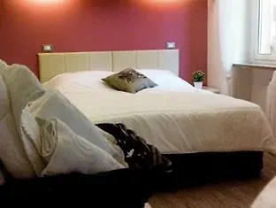 House Garden Guest house Rome